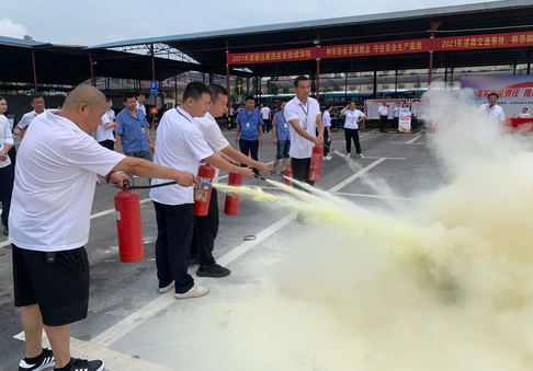 湖南駿達集團有限公司,長沙城市交通,校車運營,安保服務,新能源科技