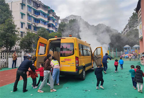 湖南駿達集團有限公司,長沙城市交通,校車運營,安保服務,新能源科技