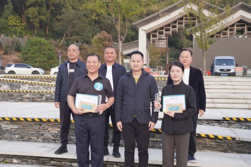 湖南駿達集團有限公司,長沙城市交通,校車運營,安保服務,新能源科技