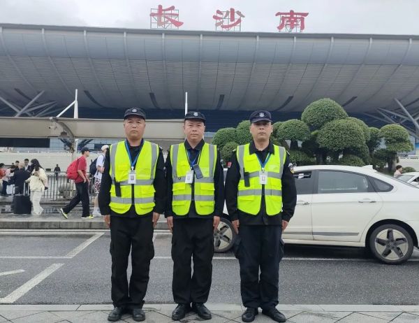 湖南駿達集團有限公司,長沙城市交通,校車運營,安保服務,新能源科技