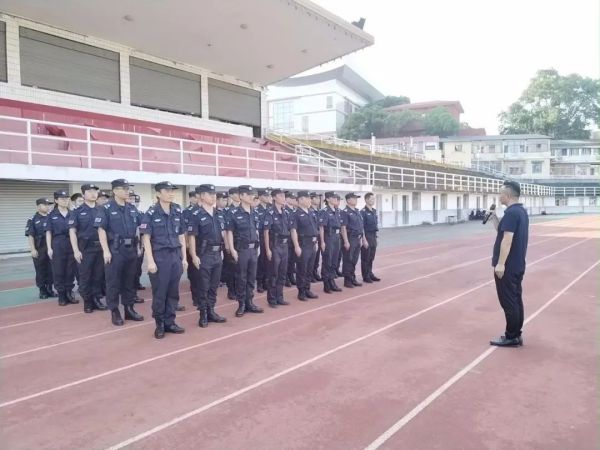 湖南駿達集團有限公司,長沙城市交通,校車運營,安保服務,新能源科技