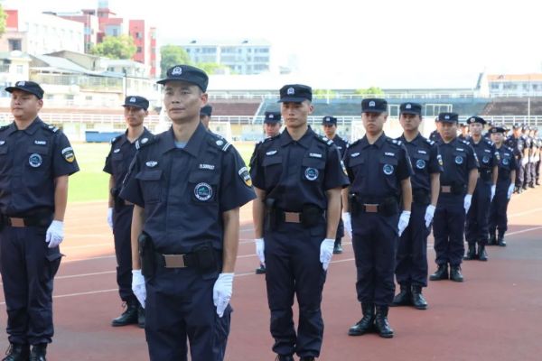 湖南駿達集團有限公司,長沙城市交通,校車運營,安保服務,新能源科技